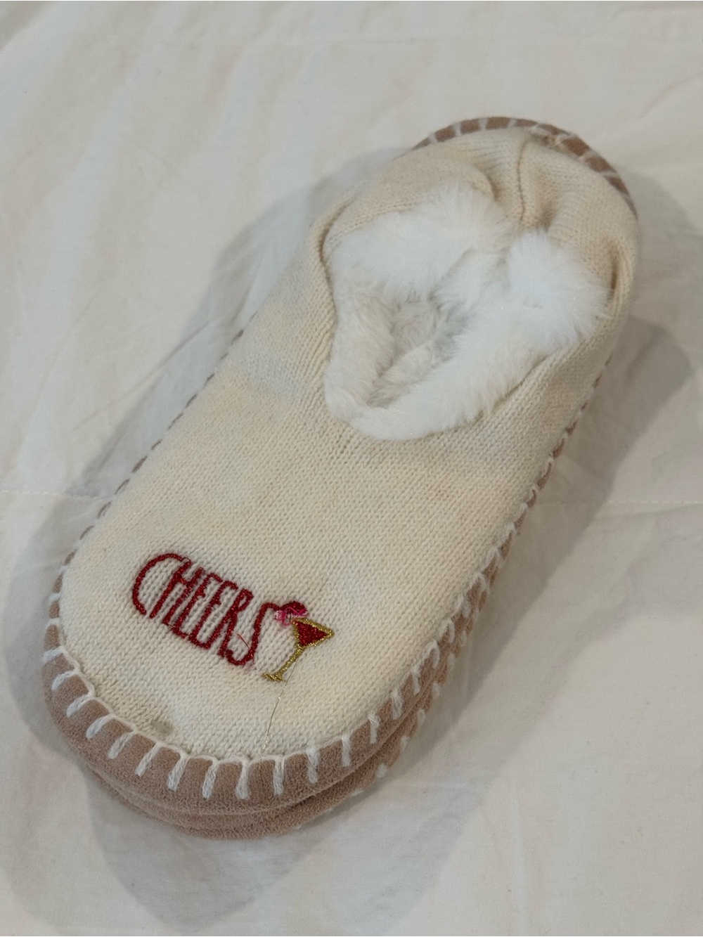 Rae Dunn Cream Women Slip-On Slippers with 'Cheers' Embroidery M/L
